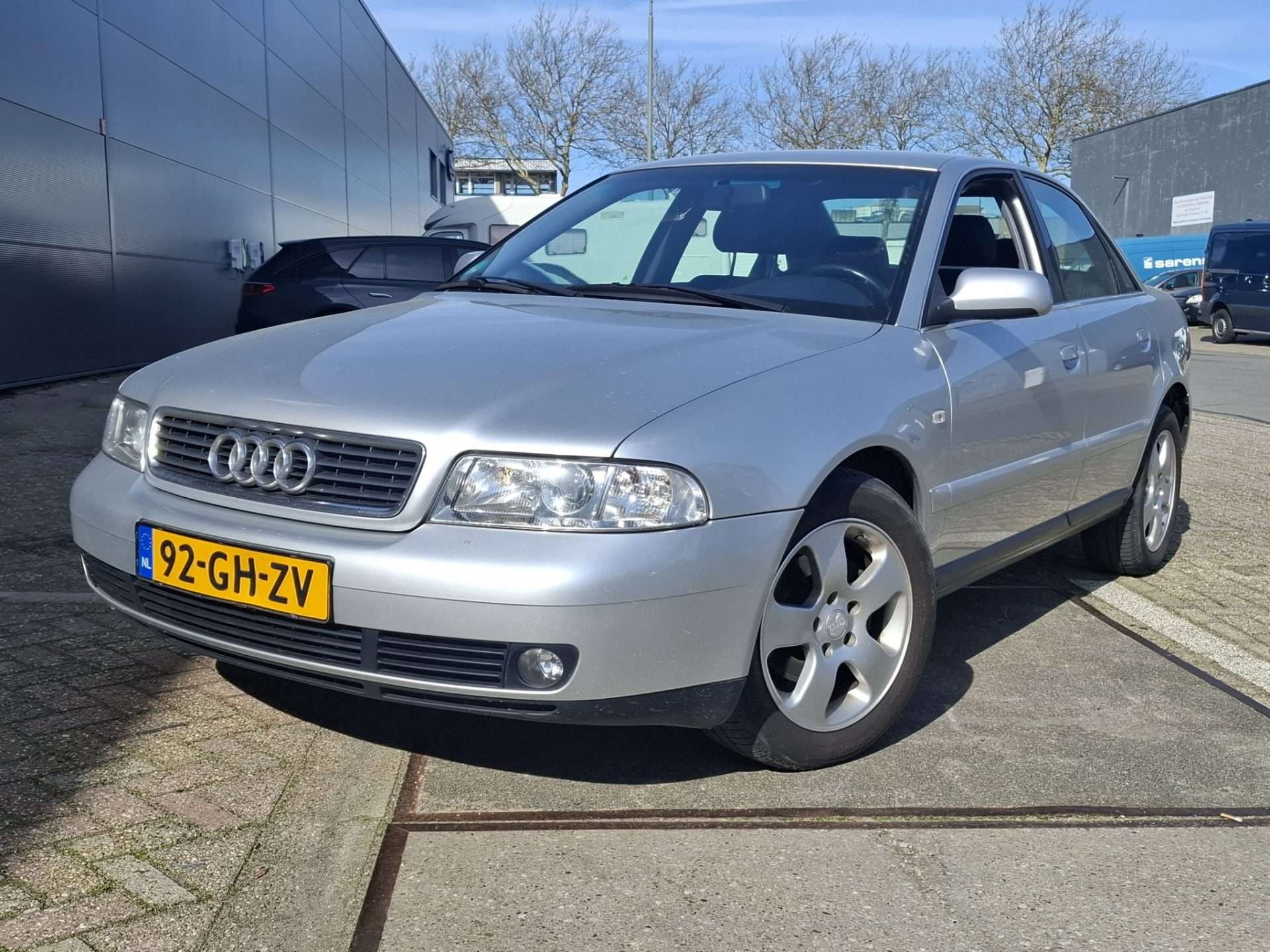 Audi A4 Limousine 1.6 Advance Airco