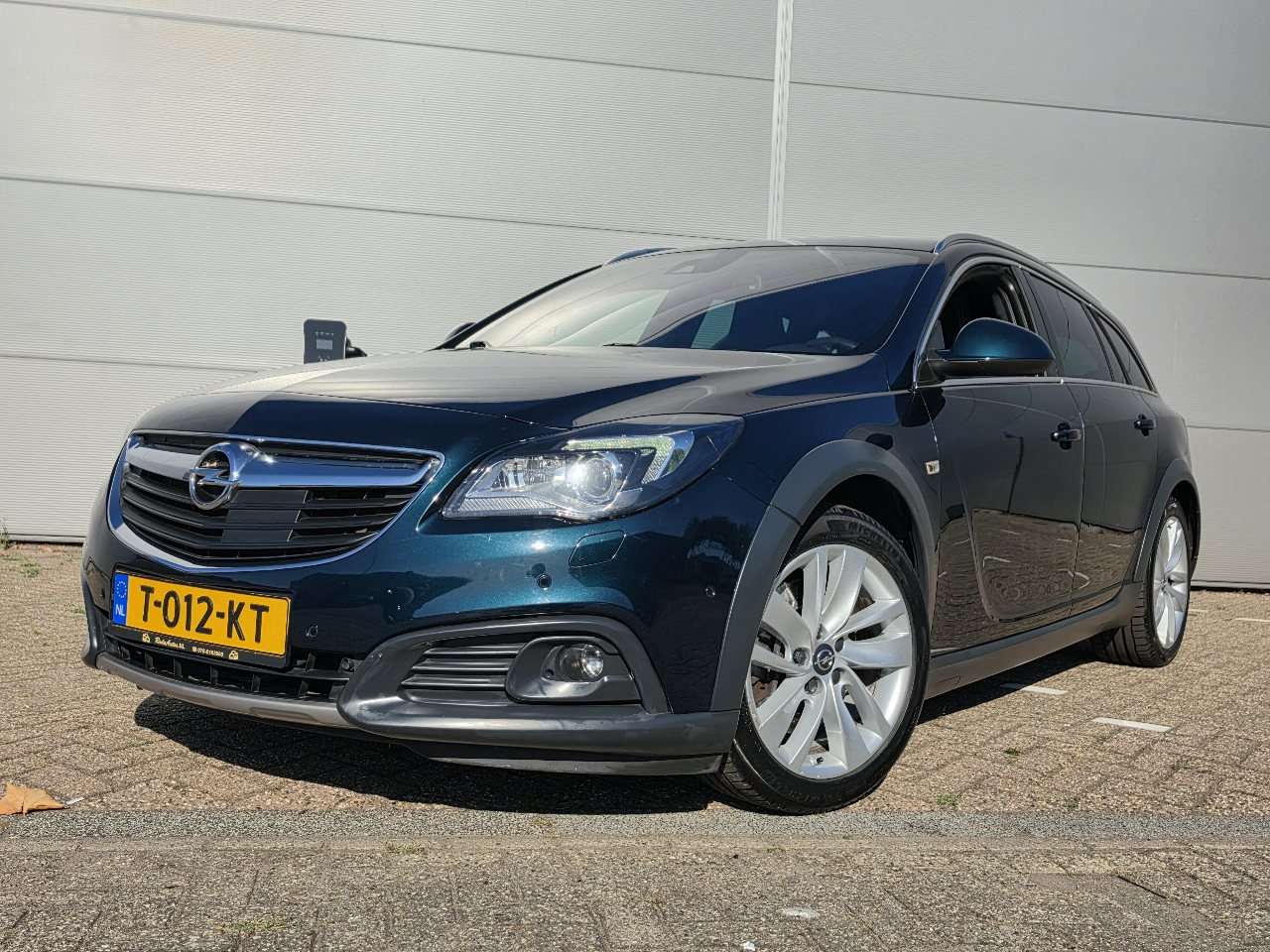 Opel Insignia Sports Tourer 2.0 T Cosmo 4×4 Ecc/Carplay 251pk